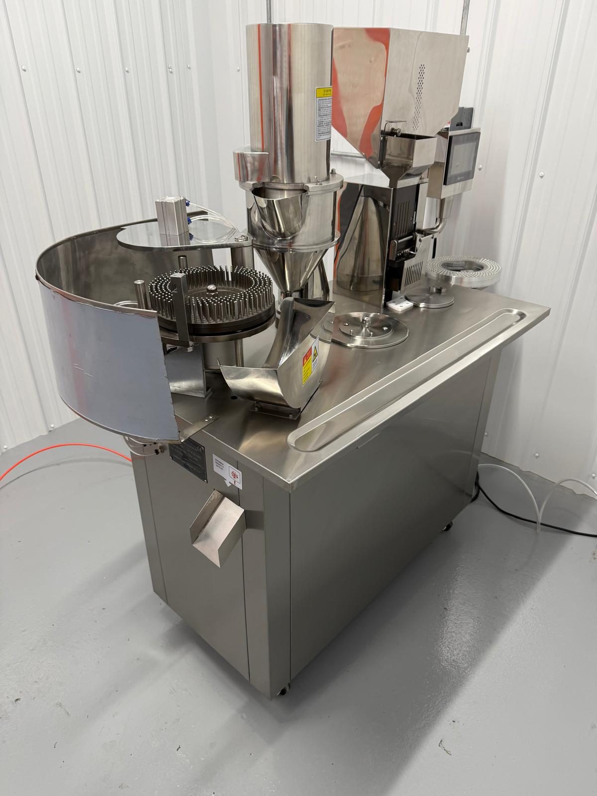 Semi-automatic capsule filling machine